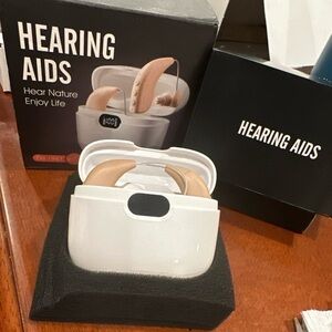 New Rechargeable Hearing Aids with Charging Case